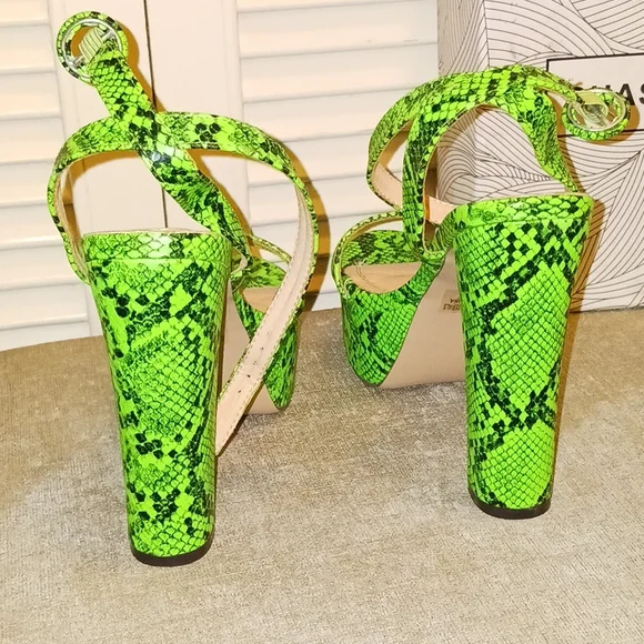 Green Snake Platforms - Picture 4 of 7